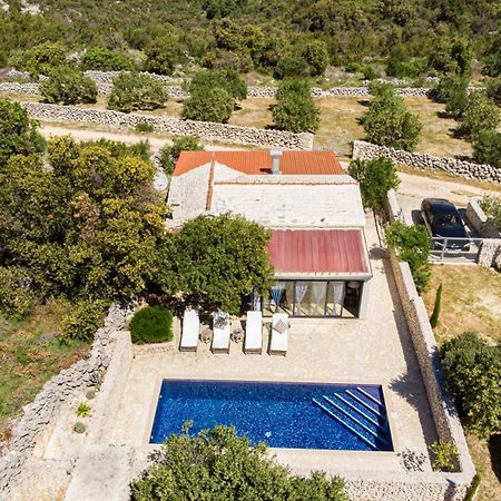Private Cottage In Olive Grove With Heated Pool Vinišće Eksteriør billede