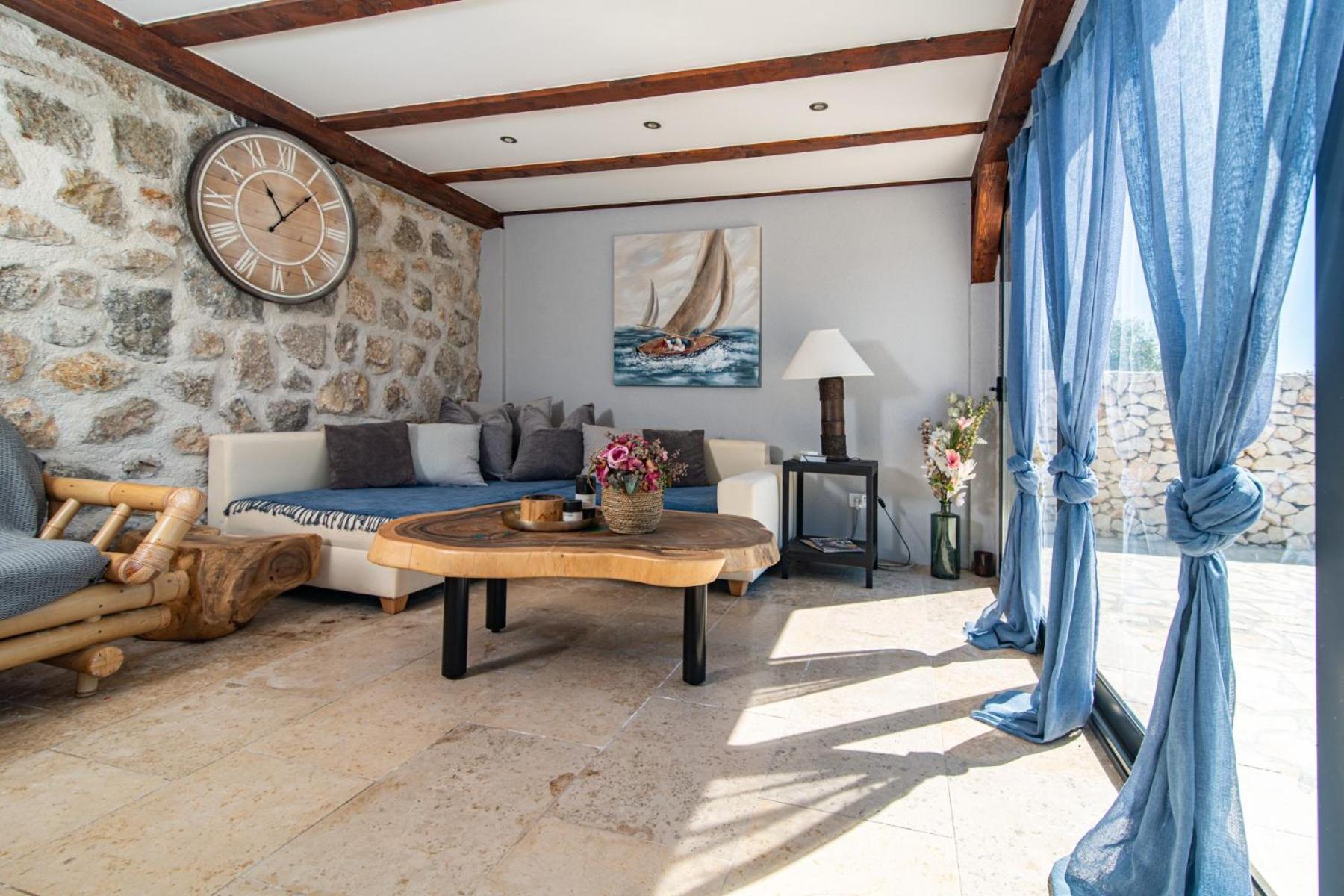 Private Cottage In Olive Grove With Heated Pool Vinišće Eksteriør billede